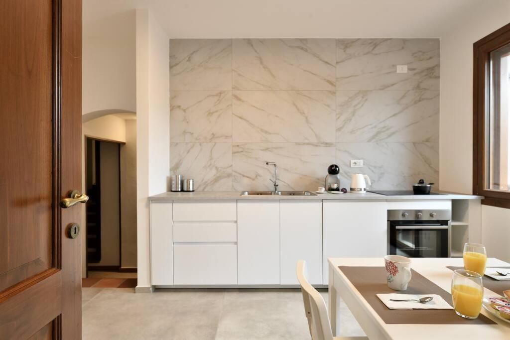 Amazing View - Exclusive Apartment Portu Frailis Àrbatax Екстериор снимка