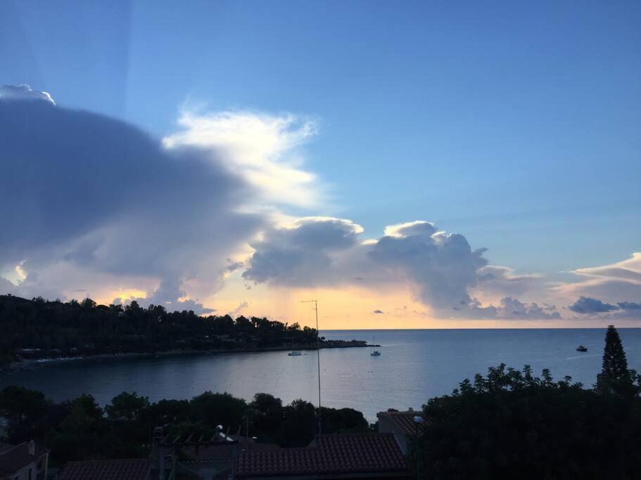 Amazing View - Exclusive Apartment Portu Frailis Àrbatax Екстериор снимка